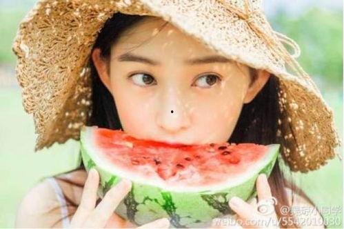 糖豆豆娱乐圈吃瓜合集,揭秘明星幕后故事,吃瓜合集大放送 第2张 糖豆豆娱乐圈吃瓜合集,揭秘明星幕后故事,吃瓜合集大放送 第2张